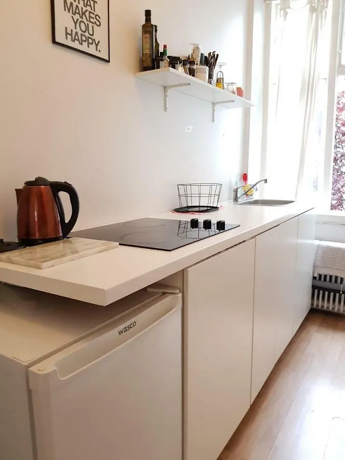 Beautiful Studio Apartment In The Heart Of Kopenhag 0*,  Danimarka